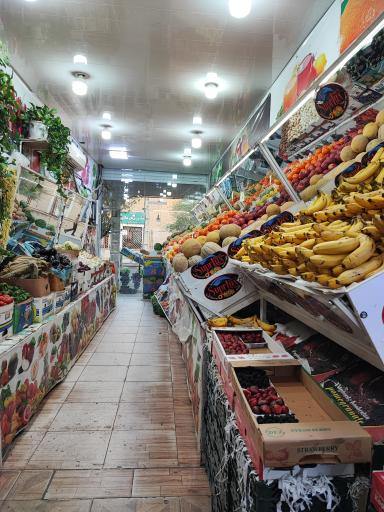 عکس میوه فروشی مادر