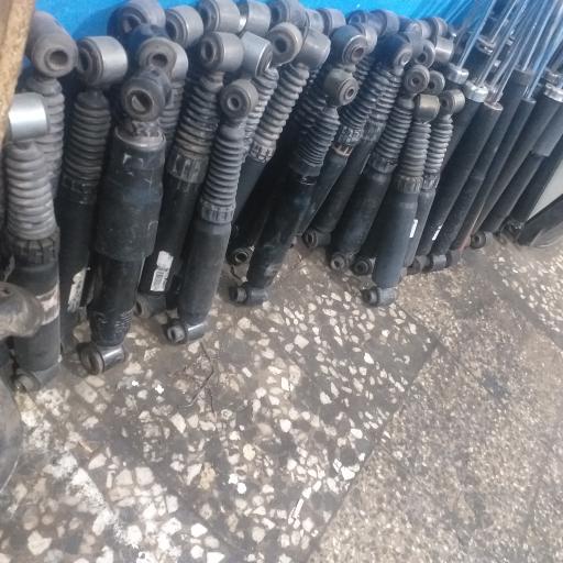 عکس کمک فنر علی