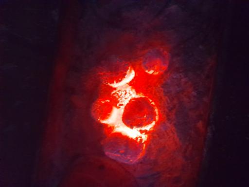 تولید و بسته بندی ذغال ممتاز حسین