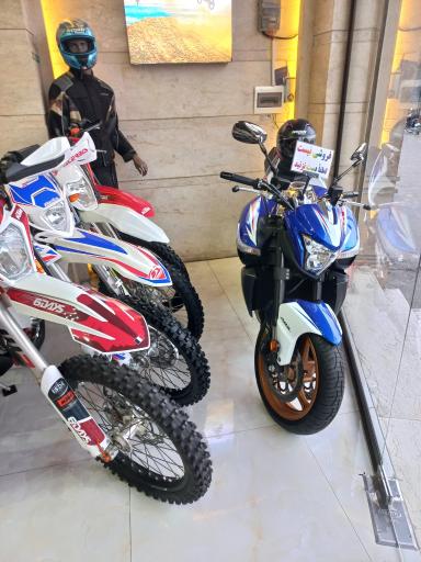 تعمیرگاه موتور تریل و کراس اصغر 