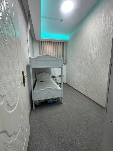 عکس خوابگاه دخترانه دانشجو 