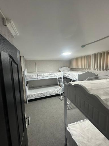 عکس خوابگاه دخترانه دانشجو 