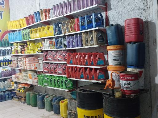 عکس اتوسرویس آقای روغن