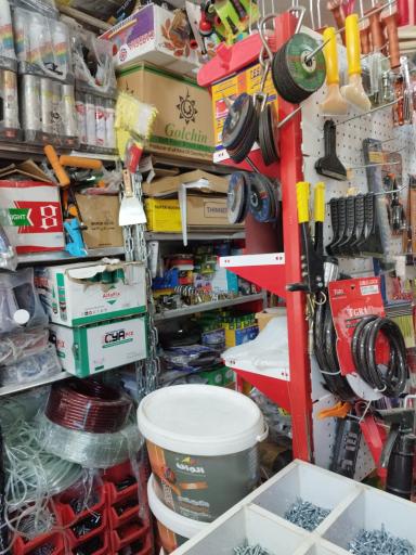 عکس رنگ و ابزار علی