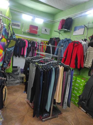 عکس فروشگاه ورزشی کارتال