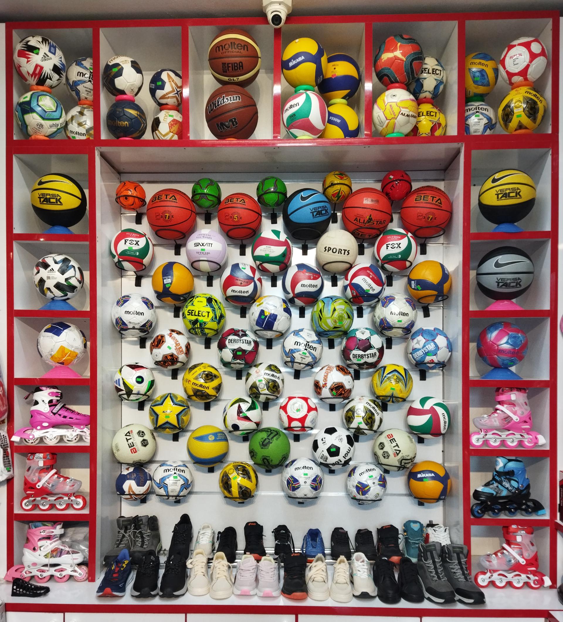 عکس فروشگاه ورزشی شائولین