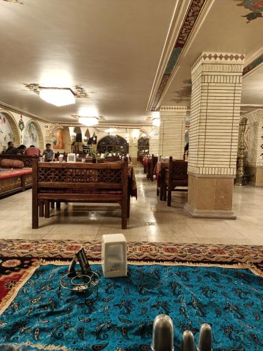 عکس سفره‌خانه سنتی شهسوار