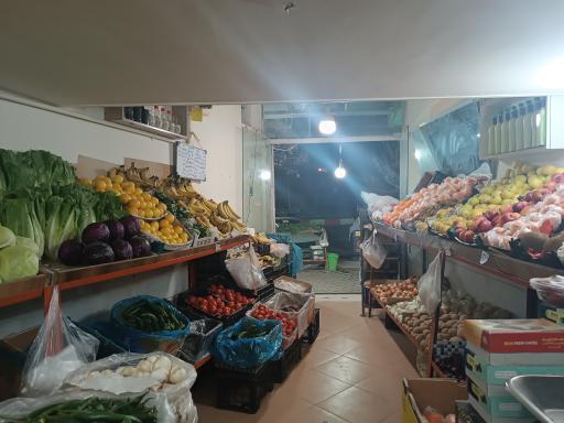 عکس میوه فروشی موعود 