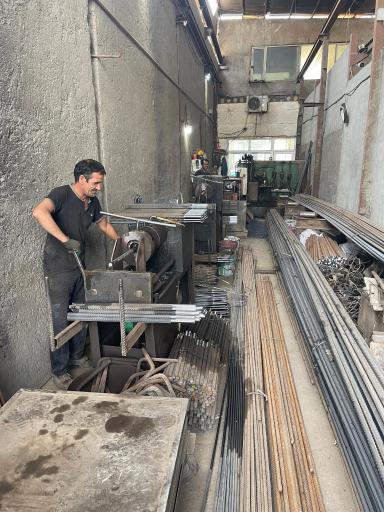 عکس آهن آلات جهان فولاد وکیل زاده