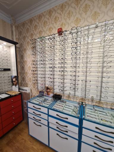 عکس بینایی سنجی