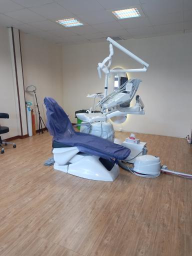 عکس مطب دندانپزشکی مائده رمضانی فرهمند