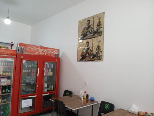 عکس کبابی و صبحانه خوری اخزری