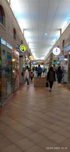 عکس پاساژ آزادگان