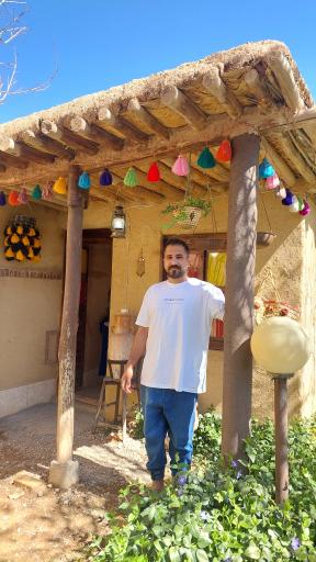 عکس سفره خانه و رستوران سنتی گردو