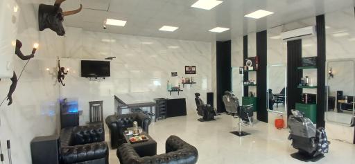 عکس آرایشگاه مردانه بلادی