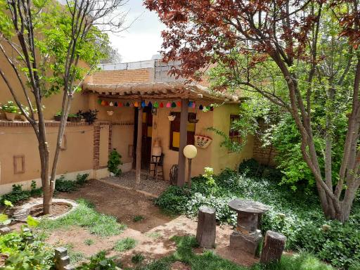 عکس سفره خانه و رستوران سنتی گردو