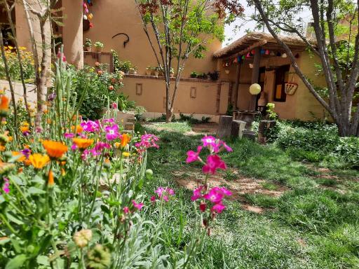 عکس سفره خانه و رستوران سنتی گردو