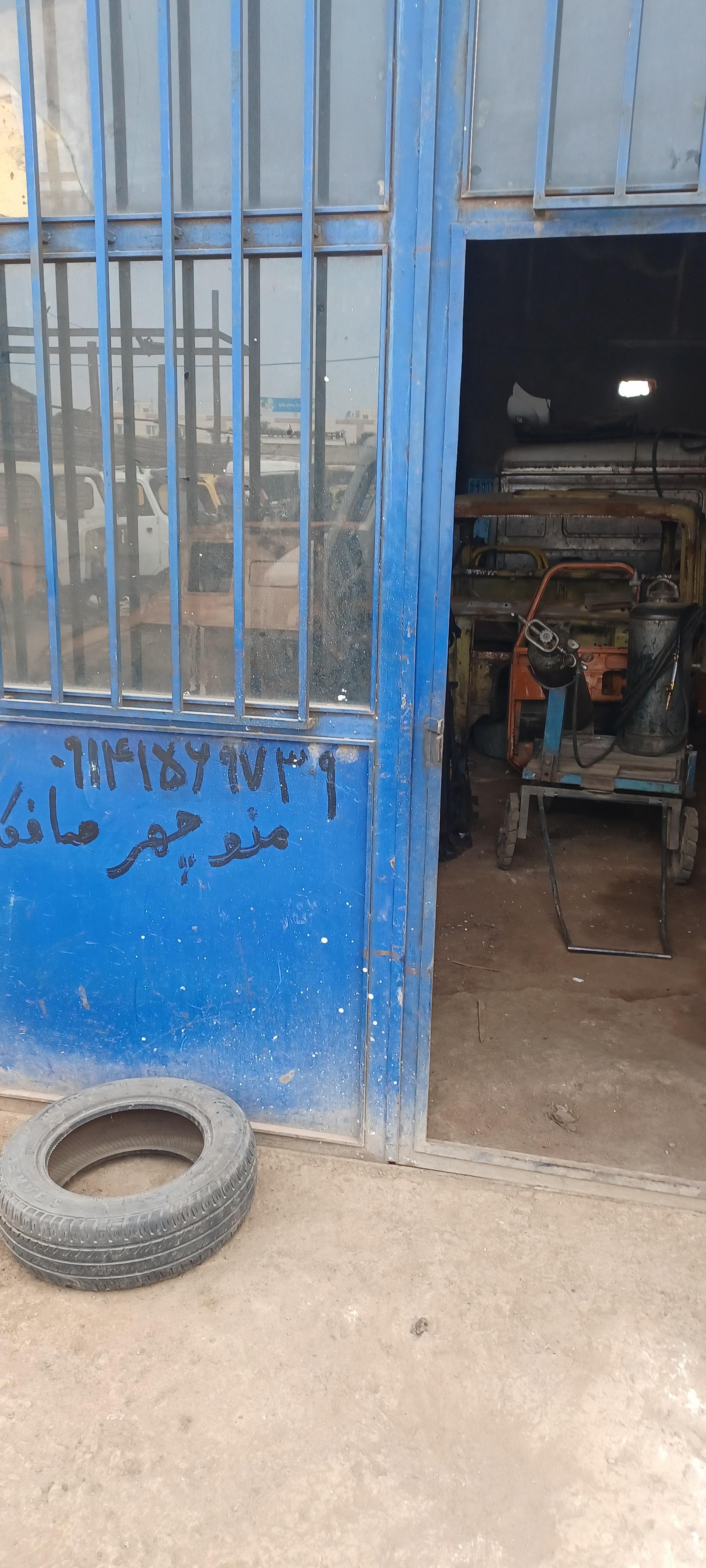 عکس استوک اتاق ولوو میلانی