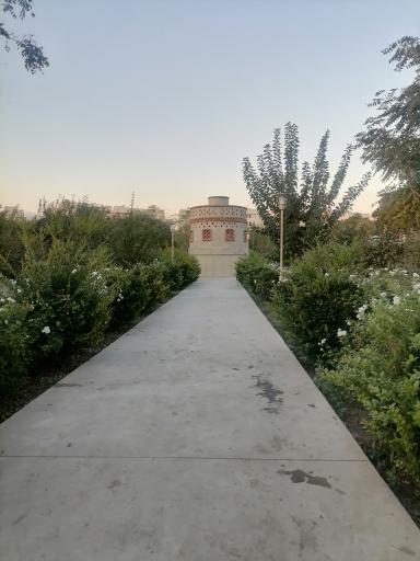 عکس بوستان و عمارت وثوق الدوله سلیمانیه