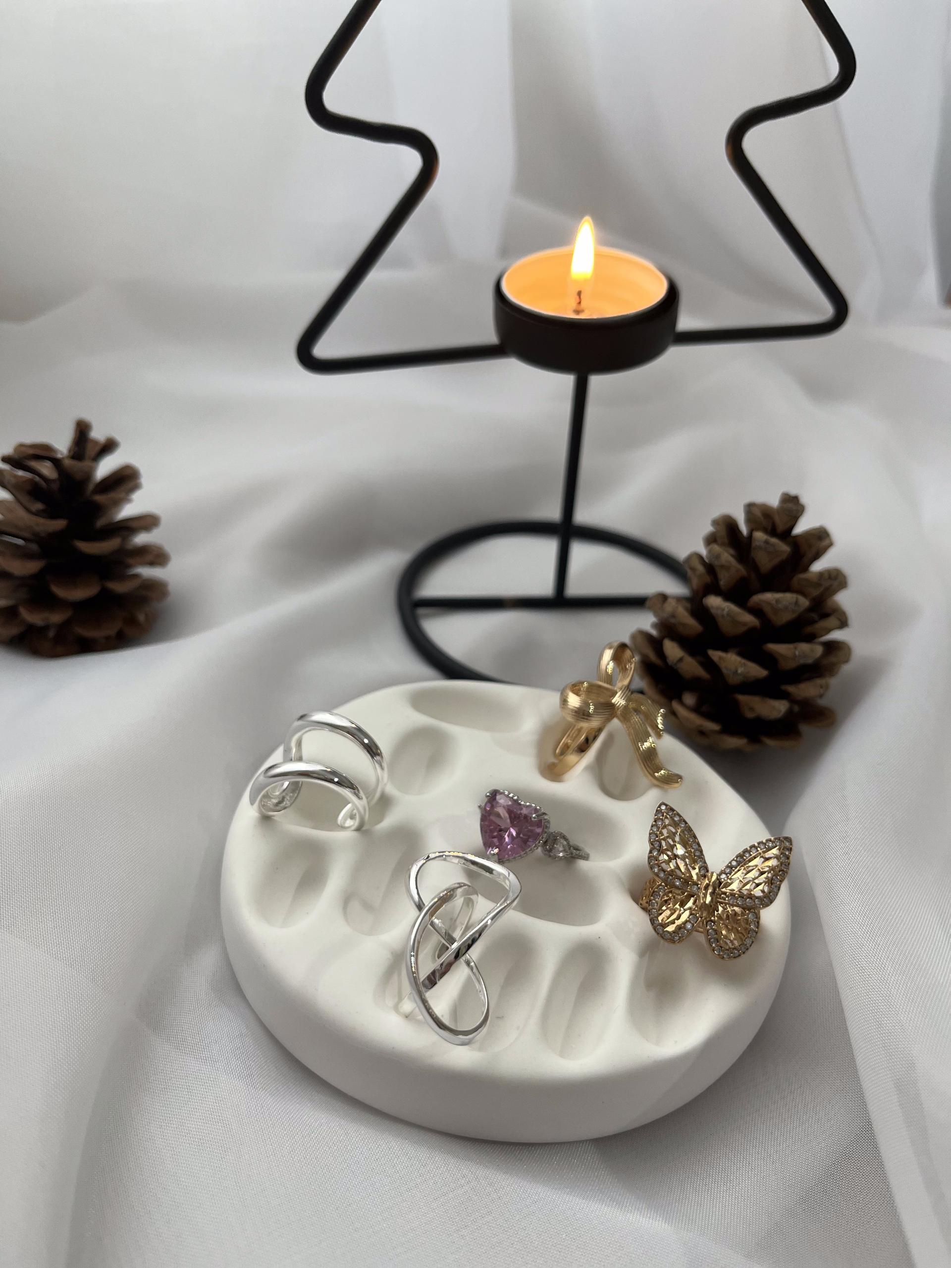 عکس فروشگاه اینترنتی کاج اکسسوری 