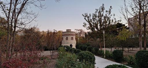 عکس بوستان و عمارت وثوق الدوله سلیمانیه