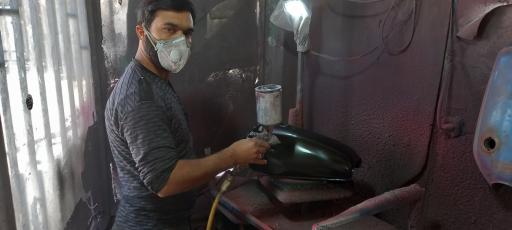 عکس رنگ آمیزی باک موتور