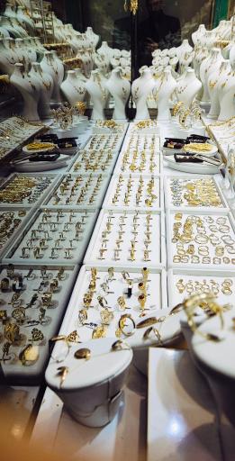 طلا و سکه امیران