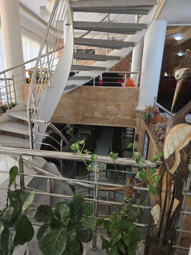 عکس هتل اقصی محلات