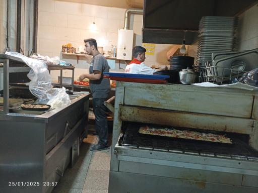 عکس فست‌فود چیلی