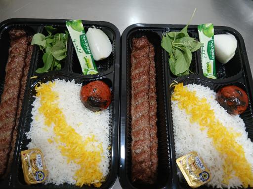 عکس تهیه غذا و رستوران کردستان