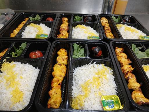 عکس تهیه غذا و رستوران کردستان