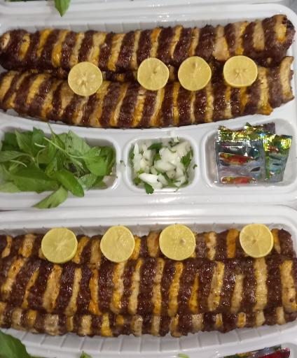 عکس تهیه غذا و رستوران کردستان