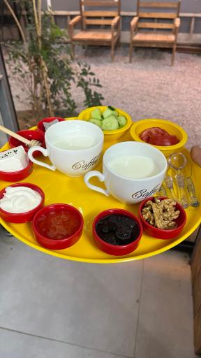 عکس کافه حیات