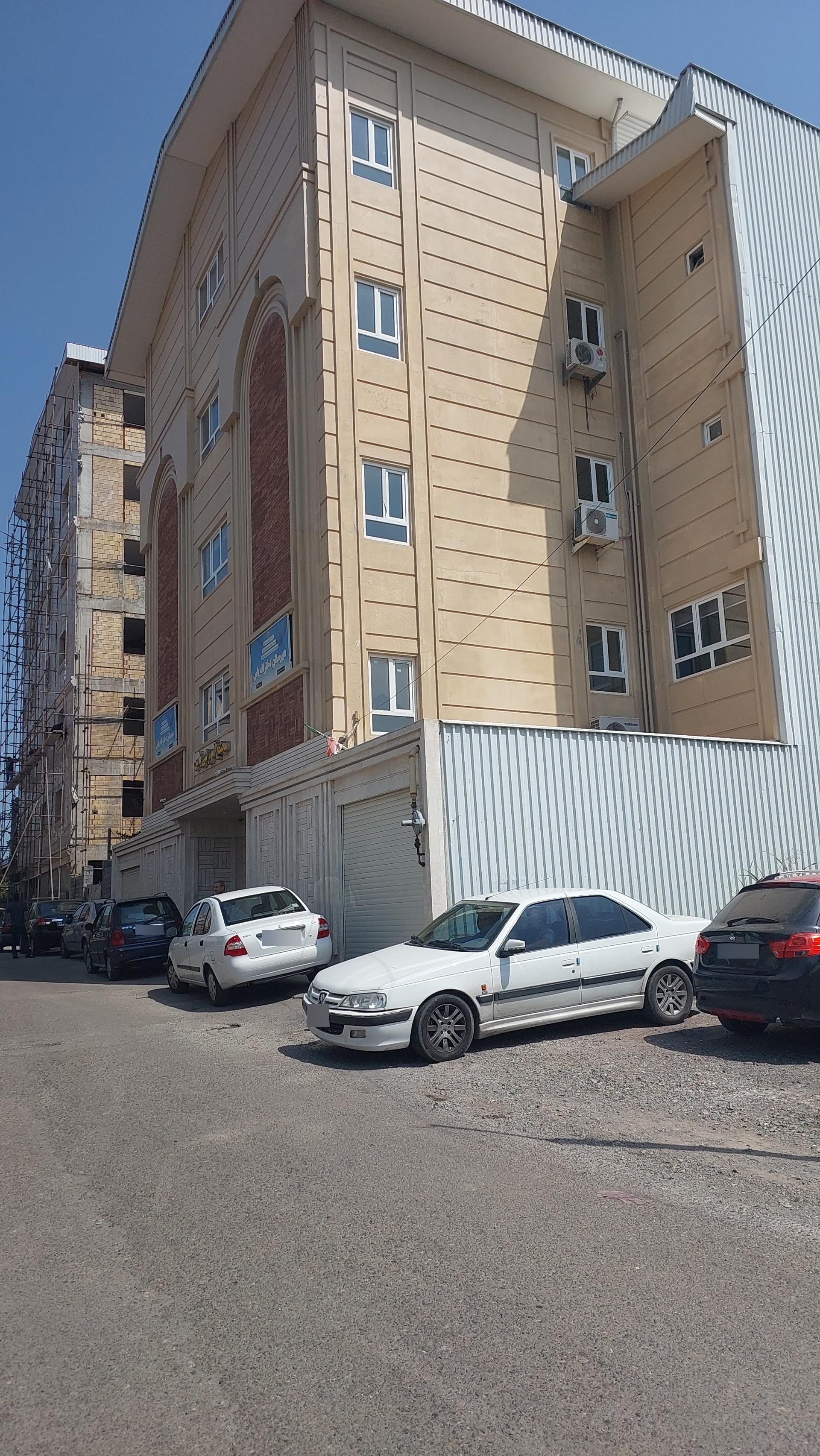 عکس دبیرستان دخترانه یاس 