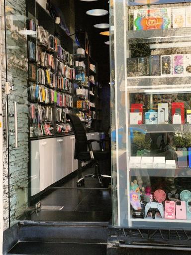 عکس موبایل ماکان