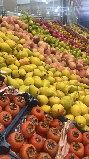 عکس بازار میوه و تره بار بهستان