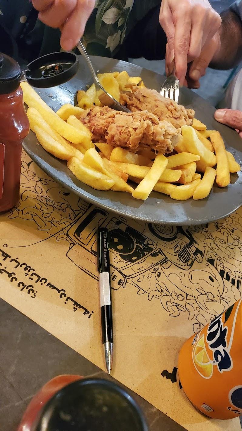 عکس فست فود باروژ شعبه پونک شمالی