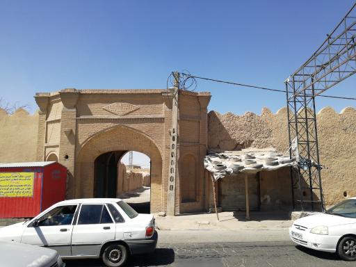 عکس قلعه روستای دهشاد