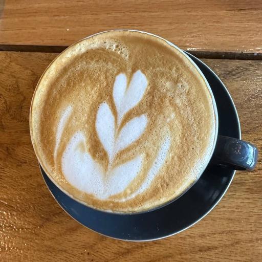 عکس کافی شاپ بهار