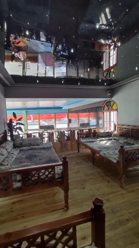 عکس رستوران کترینگ زندگی