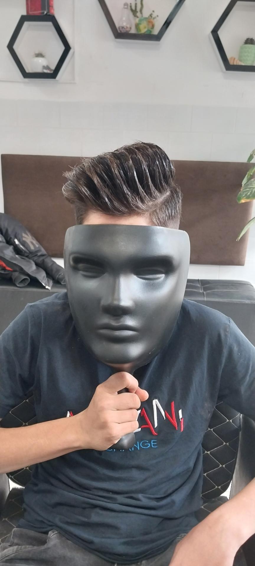 عکس سالن زیبایی اُرتاچ