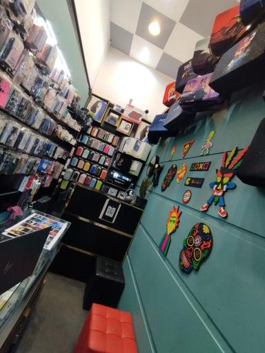 عکس فروشگاه فیوچر گیم 