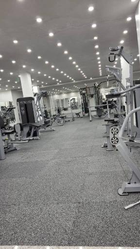 عکس باشگاه بدنسازی ساناز 