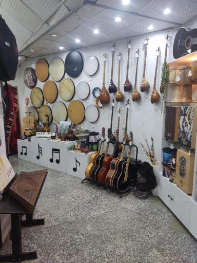 عکس گالری موسیقی دل آوا 