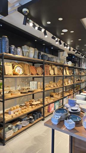 عکس فروشگاه لوازم خانگی لایک‌هوم 