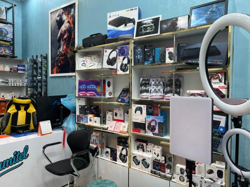 عکس فروشگاه نامی تل