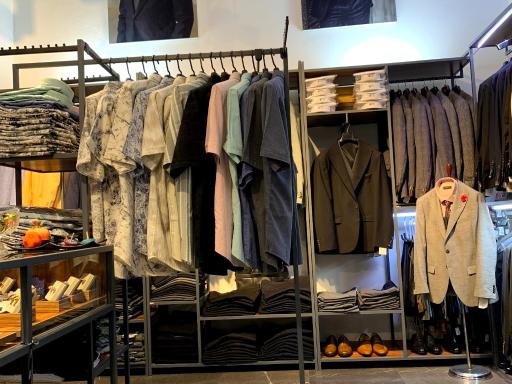 عکس گالری دیپلمات