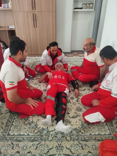 عکس جمعیت هلال احمر شهرستان همدان