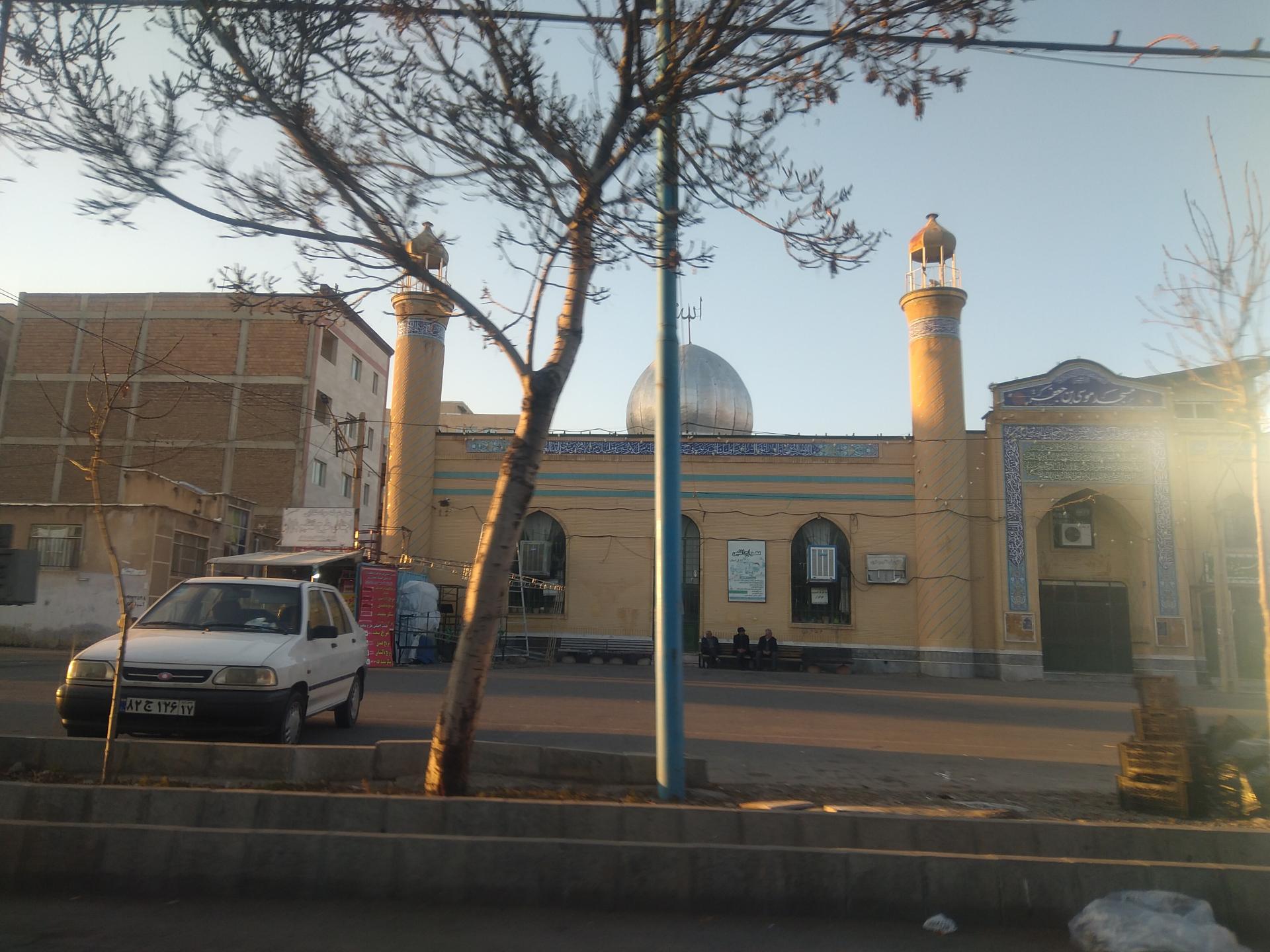 عکس مسجد موسی بن جعفر (ع)