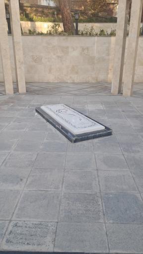 عکس مزار شهید گمنام